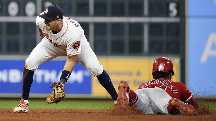 Carlos Correa espera jugar para los Astros en la Serie Divisional