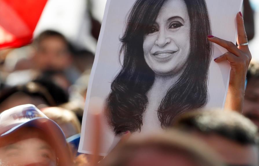Juicio por corrupción a Cristina Fernández se aplaza a después de elecciones