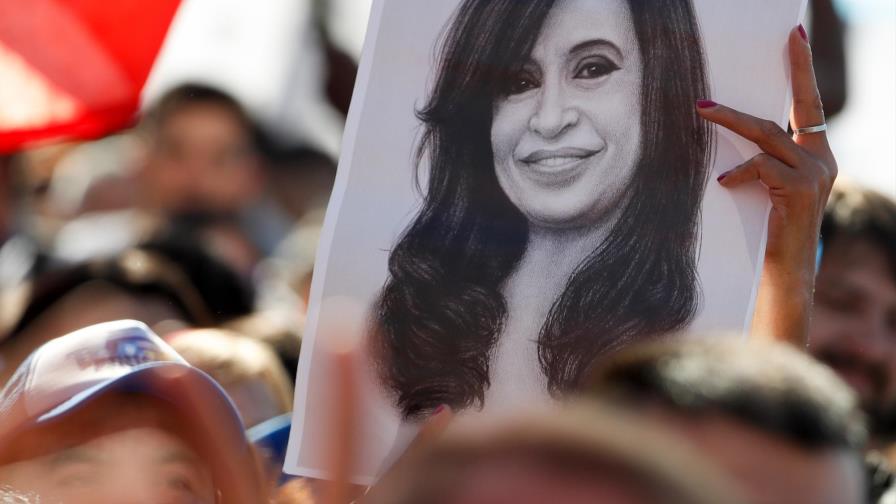 Juicio por corrupción a Cristina Fernández se aplaza a después de elecciones
