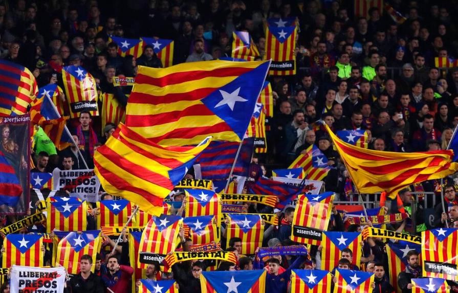 El independentismo catalán vuelve a la calle por la libertad de sus líderes