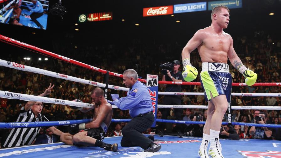 ‘Canelo’ noquea a Kovalev y es monarca semipesado ‘Canelo’ noquea a Kovalev y es monarca semipesado
