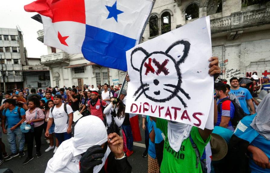 Presidente de Panamá visitará Colombia para relanzar relaciones bilaterales