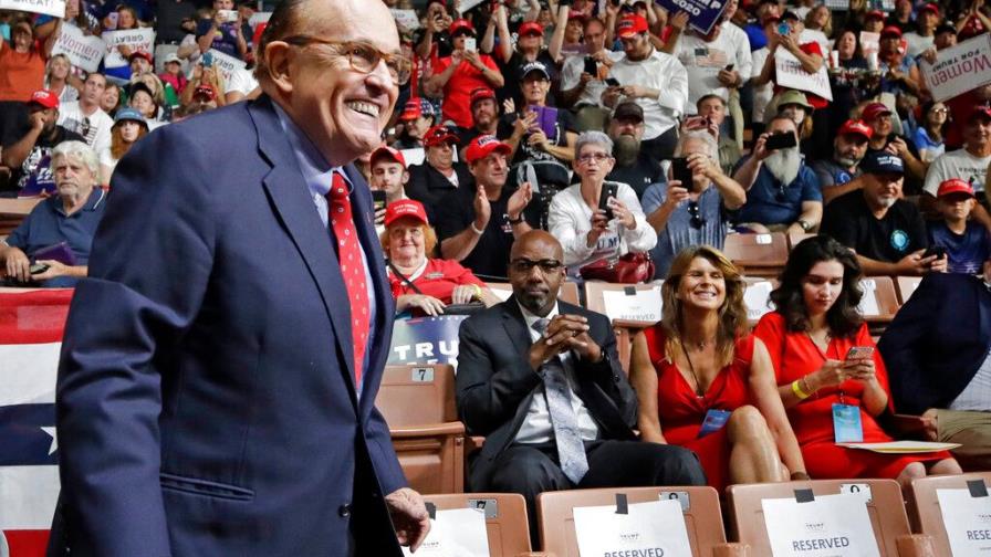 Giuliani, abogado de Trump, dice que no teme ser imputado por caso de Ucrania Giuliani, abogado de Trump, dice que no teme ser imputado por caso de Ucrania