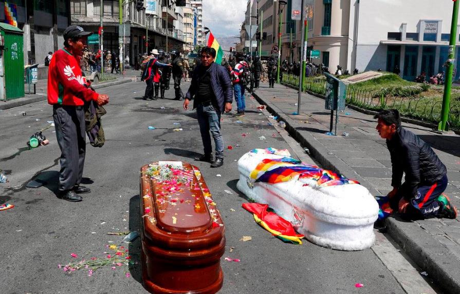 Bolivia compensará con unos 7.000 dólares a familias de muertos por violencia