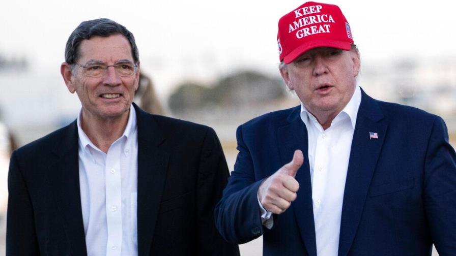 Tras un viaje por sorpresa a Afganistán Trump vuelve a Florida Tras un viaje por sorpresa a Afganistán Trump vuelve a Florida