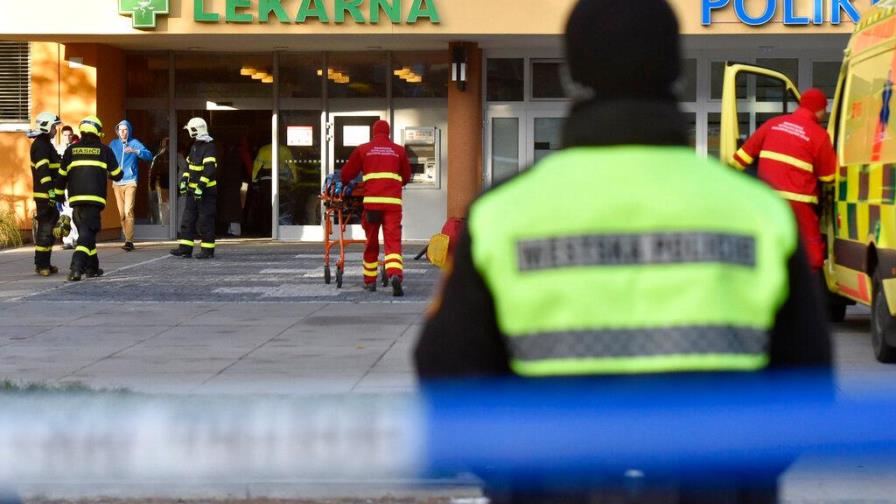 Hombre mata a seis personas en un hospital y luego se suicida Hombre mata a seis personas en un hospital y luego se suicida