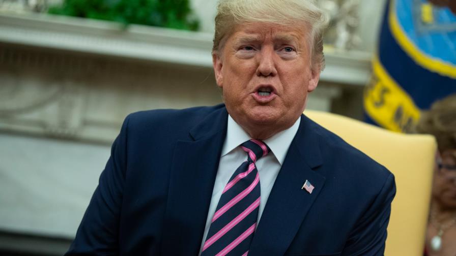 La Cámara Baja de Estados Unidos debate en una sesión histórica los cargos contra Trump