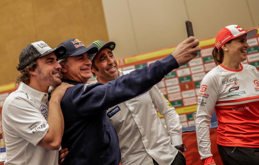 El primer Dakar en Arabia arranca con expectación centrada en Fernando Alonso
