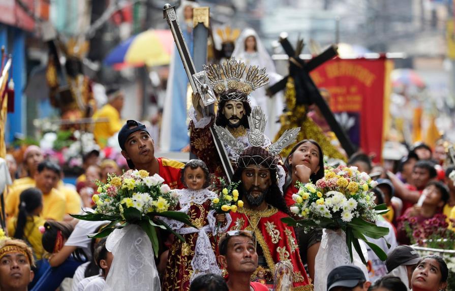 Más de 290 heridos leves en la procesión del Nazareno Negro en Manila