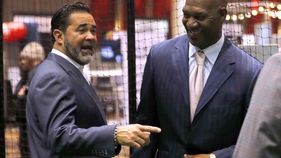 Ozzie Guillén reclama más atención al béisbol caribeño Ozzie Guillén reclama más atención al béisbol caribeño