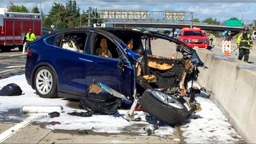 Ingeniero que murió en carro Tesla se había quejado de falla