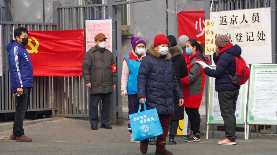 Bajan todos los combustibles, empujados por el coronavirus, dice el Gobierno