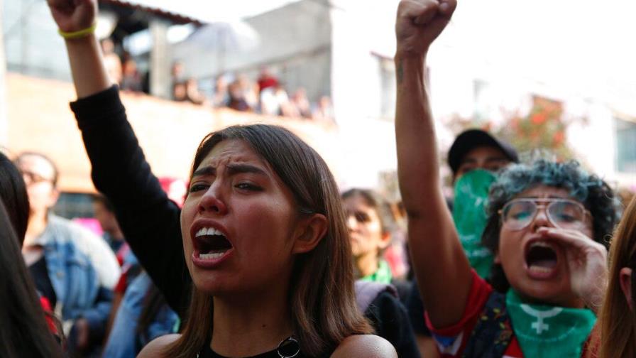 Mujeres marchan en México para recordar a joven descuartizada por su pareja
