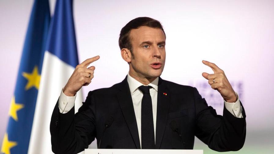 Macron anuncia un mayor control de los imanes extranjeros Macron anuncia un mayor control de los imanes extranjeros