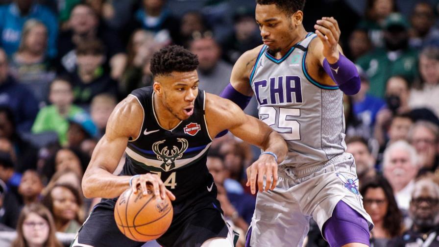 Con 41 puntos y 20 rebotes en 35 minutos, Giannis lidera triunfo de Bucks ante Hornets Con 41 puntos y 20 rebotes en 35 minutos, Giannis lidera triunfo de Bucks ante Hornets