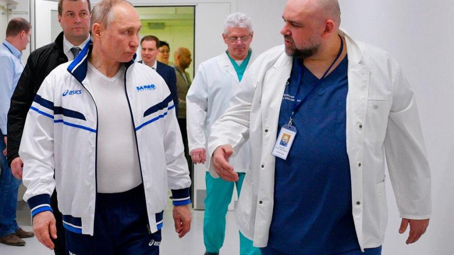 Putin se pasa al teletrabajo tras estar en contacto con un médico infectado