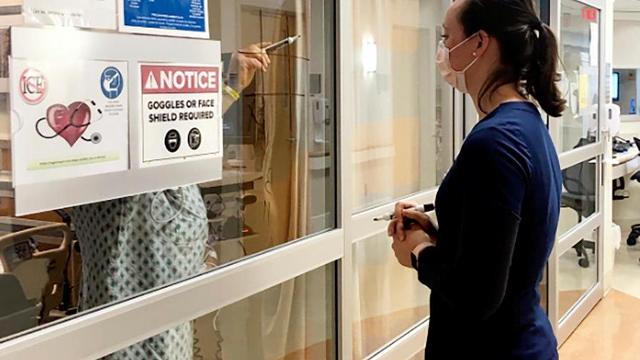 A phone call, a song: Small gestures soothe COVID-19 stress