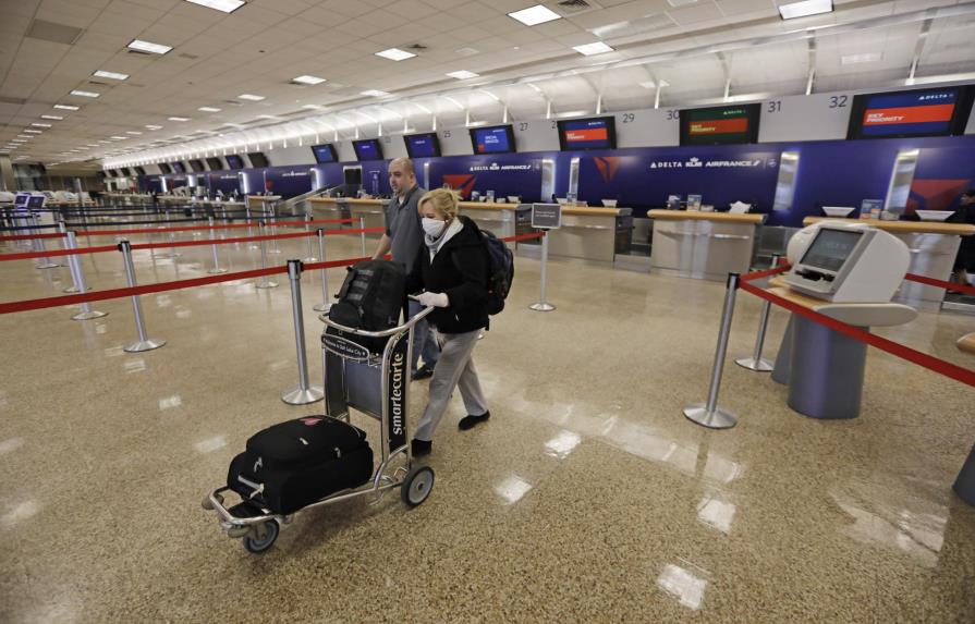 IATA preocupada por aplicación de pruebas de COVID-19 en los aeropuertos dominicanos