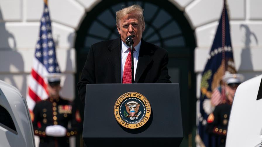 Trump dice que quiere avanzar para “reabrir” Estados Unidos
