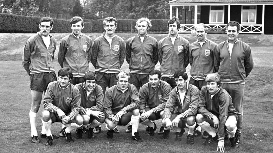 Norman Hunter, exdefensor del club Leeds, muere de COVID-19