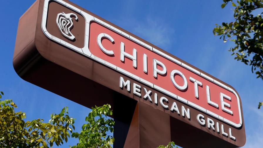 Chipotle pagará multa millonaria por comida contaminada