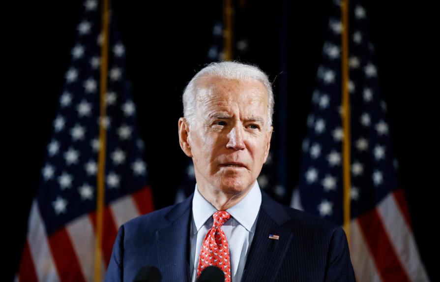 Biden convence al líder japonés de endurecer su discurso hacia China