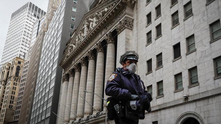 Wall Street baja tras fuerte suba del lunes Wall Street baja tras fuerte suba del lunes