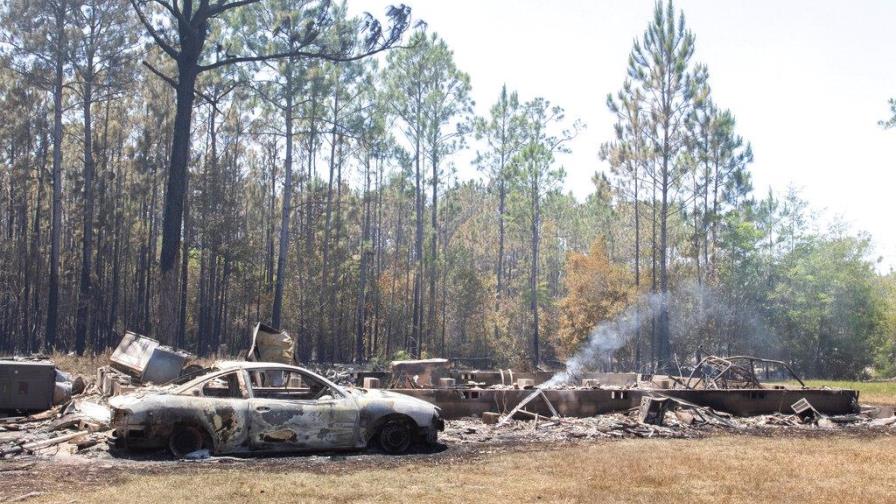 Florida recibe ayuda federal por dos incendios forestales todavía activos