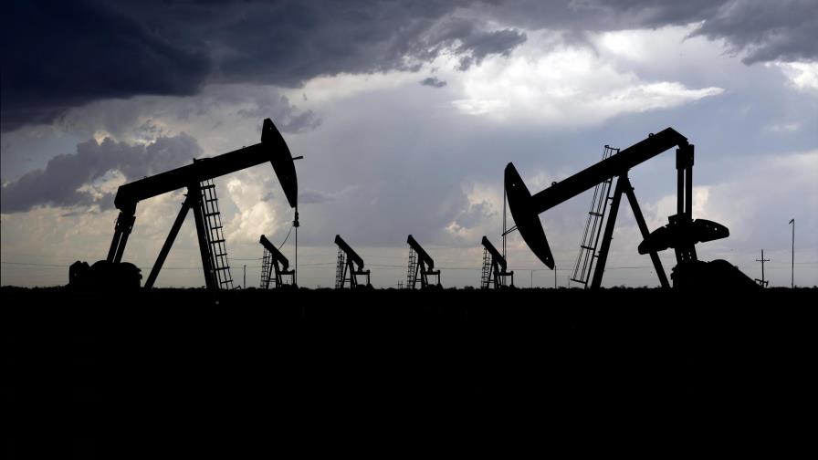 Petróleo de Texas sube 8,98 % por la caída de reserva de crudo estadounidense