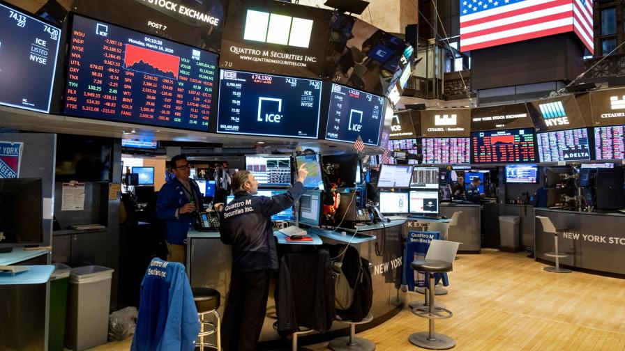 Wall Street termina en alza ayudado por bancos