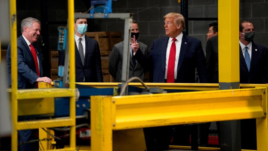 Trump dice que resurtirá suministros para futuras pandemias