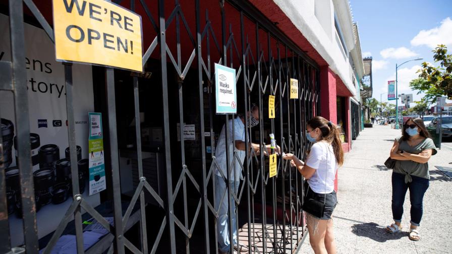 El repunte de casos en varios estados de EE.UU. genera dudas sobre reapertura