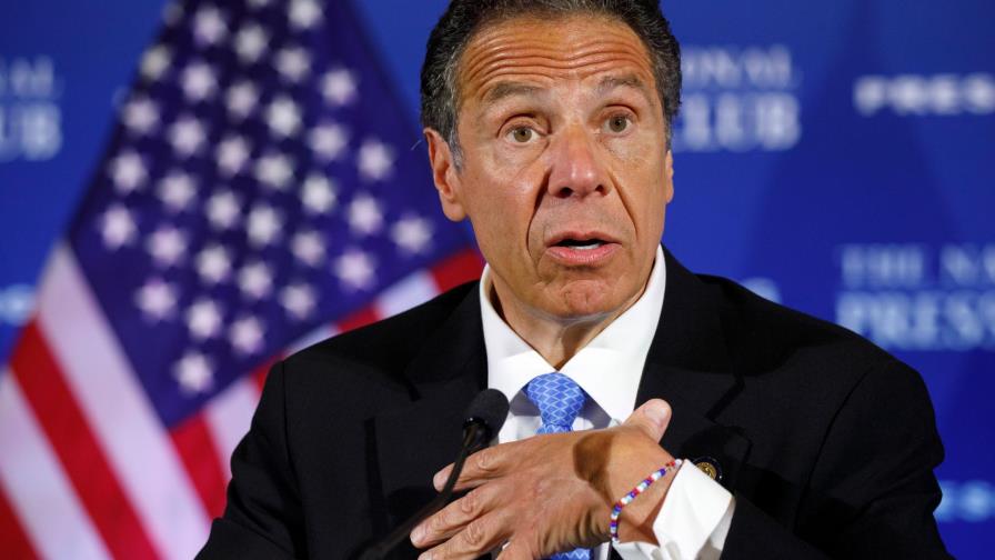 Cuomo cuestiona actuaciones policiales en NY y dice que exacerban ira