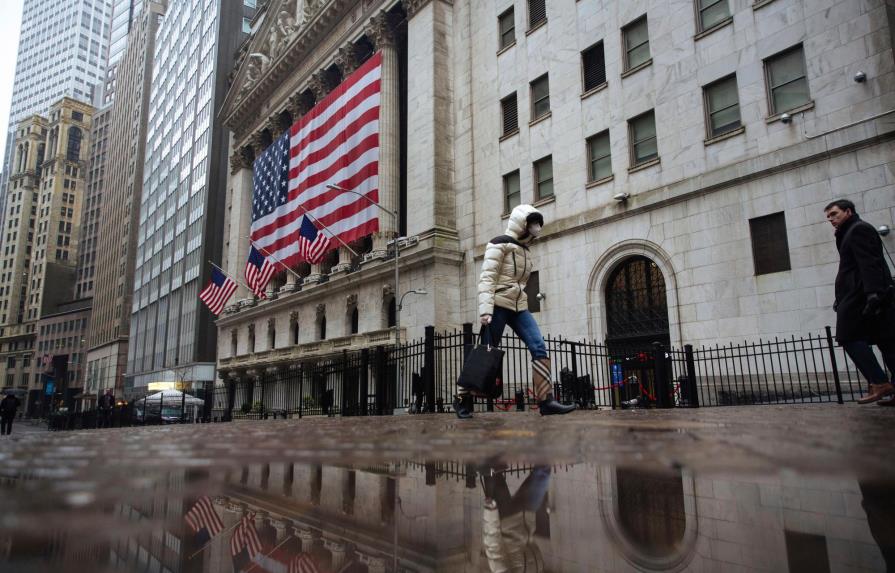 Wall Street cierra con récords gracias a resultados de empresas