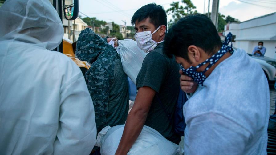ICE realizará más tests del virus en centros para migrantes