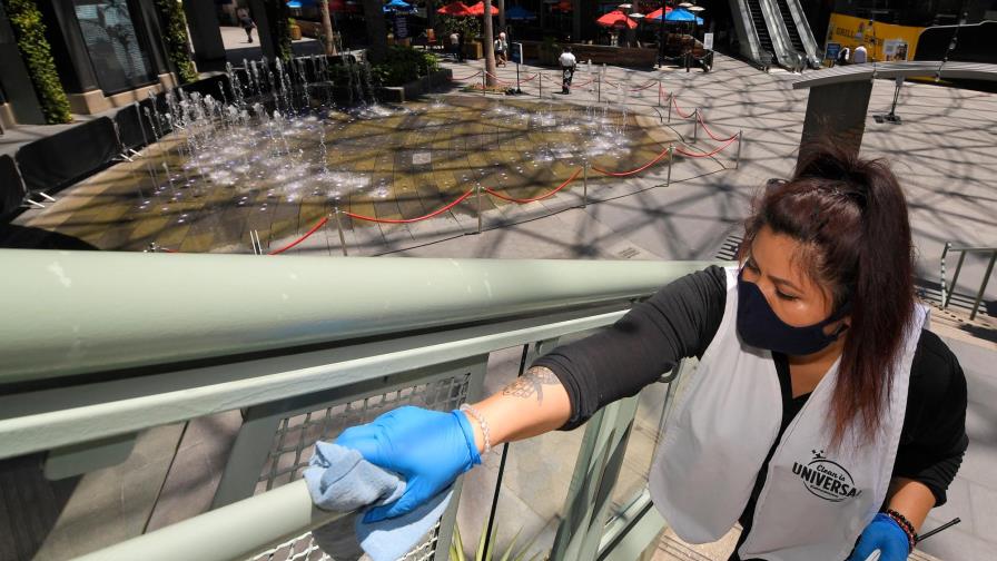 EEUU registra 382 muertes por covid-19 en 24 horas, la cifra más baja en semanas