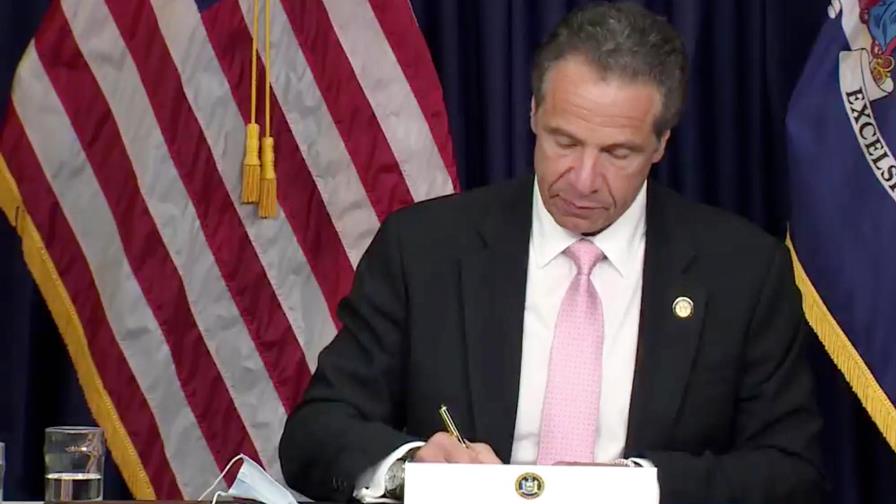 La Alcaldía de Nueva York advierte al gobernador que no encerrará a la gente