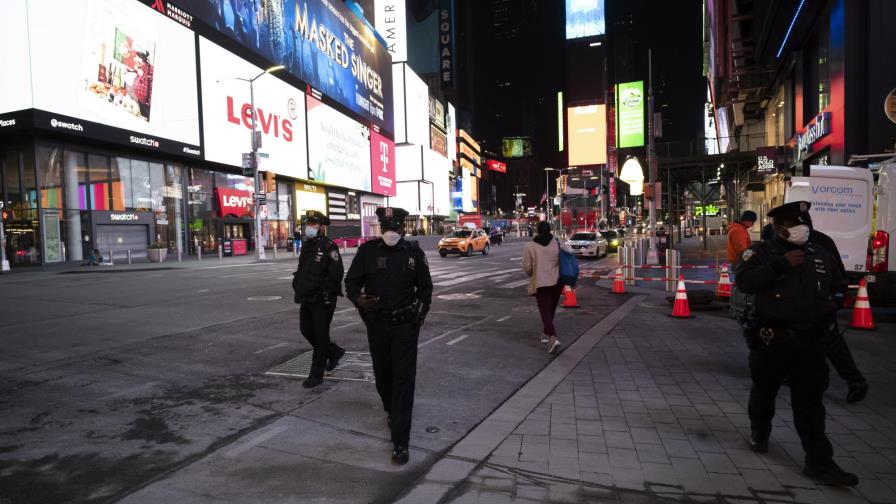 Tres policías hospitalizados en Nueva York por beber batidos contaminados