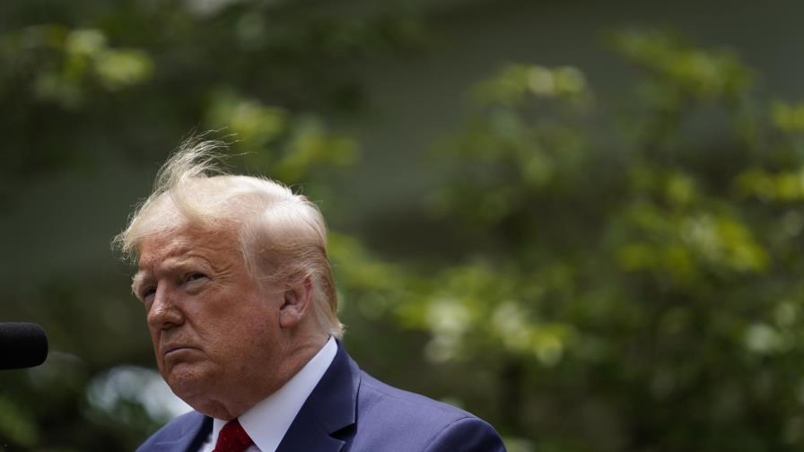 Trump insiste en una posible intención China con la Covid y critica los test