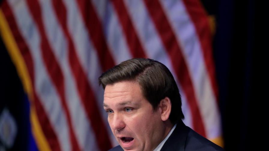 Gobernador de La Florida culpa a los hispanos del aumento de casos de coronavirus 