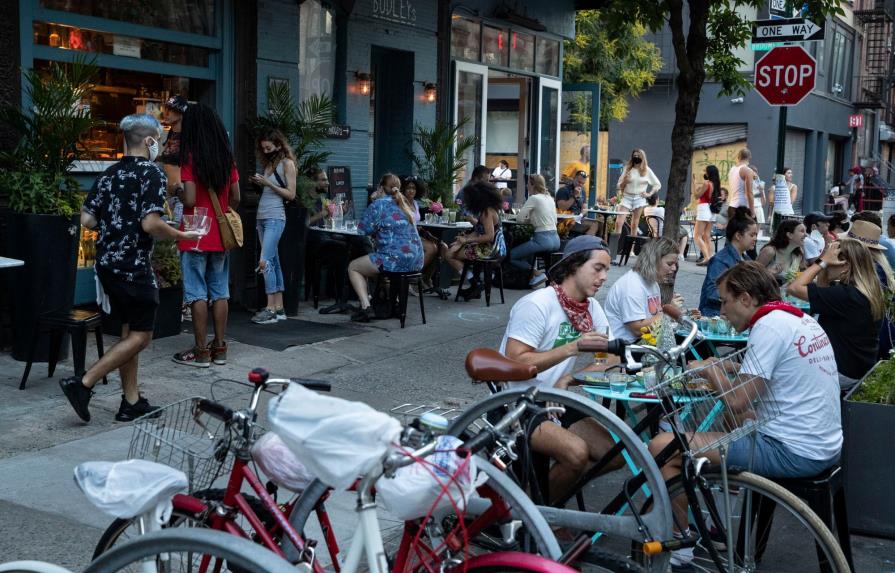 Ciudad de Nueva York demora reapertura de restaurantes
