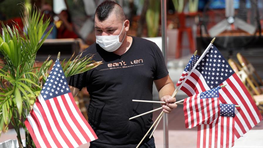 Más de 130.000 muertos por COVID-19 en EEUU, entre advertencias sobre transmisión por aire Más de 130.000 muertos por COVID-19 en EEUU, entre advertencias sobre transmisión por aire