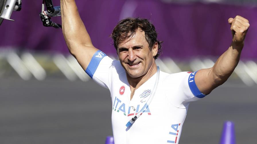 Alex Zanardi regresa a cuidados intensivos