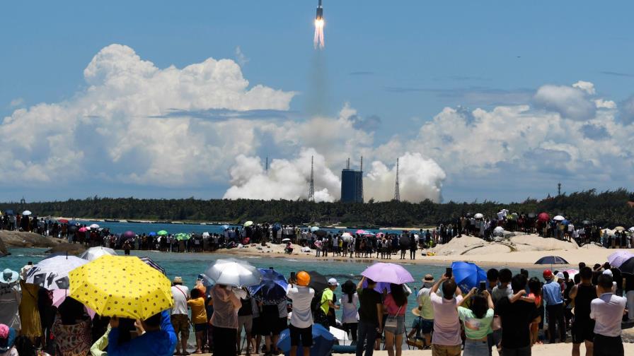 China lanza ambiciosa misión a Marte