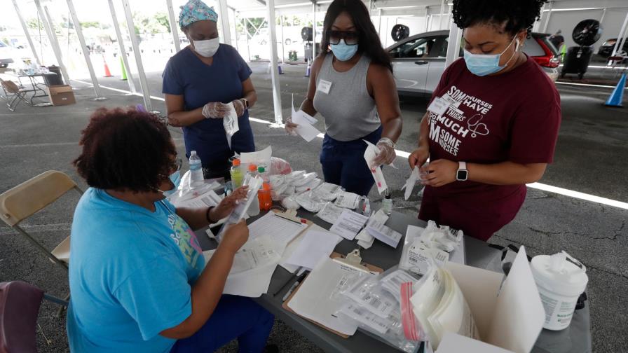 EE.UU. supera los 205.800 muertos y 7,18 millones de casos de coronavirus EE.UU. supera los 205.800 muertos y 7,18 millones de casos de coronavirus