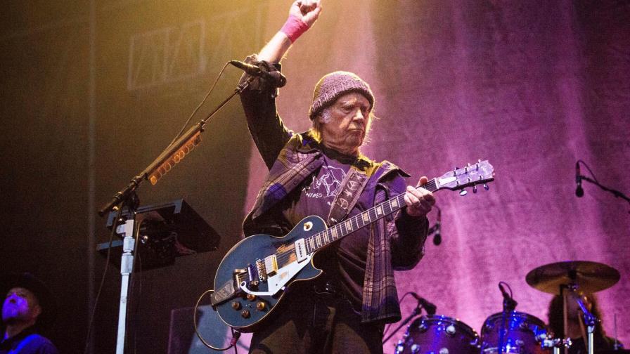 Neil Young denuncia a la campaña de Trump por utilizar sus canciones