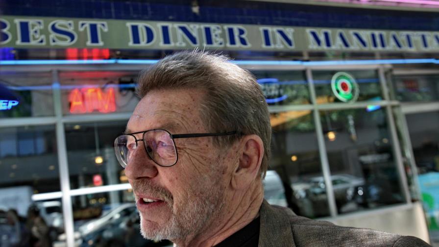 Muere a los 85 años el reconocido periodista neoyorquino Pete Hamill Muere a los 85 años el reconocido periodista neoyorquino Pete Hamill