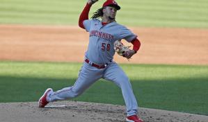 Luis Castillo lanza hoy en busca de su primera victoria