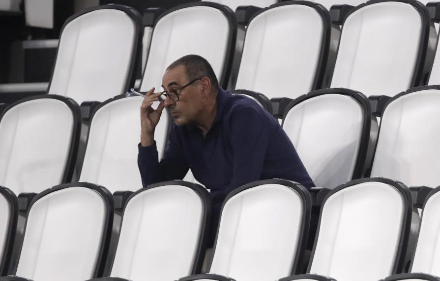 Juventus despide a Sarri tras fracaso en la Champions