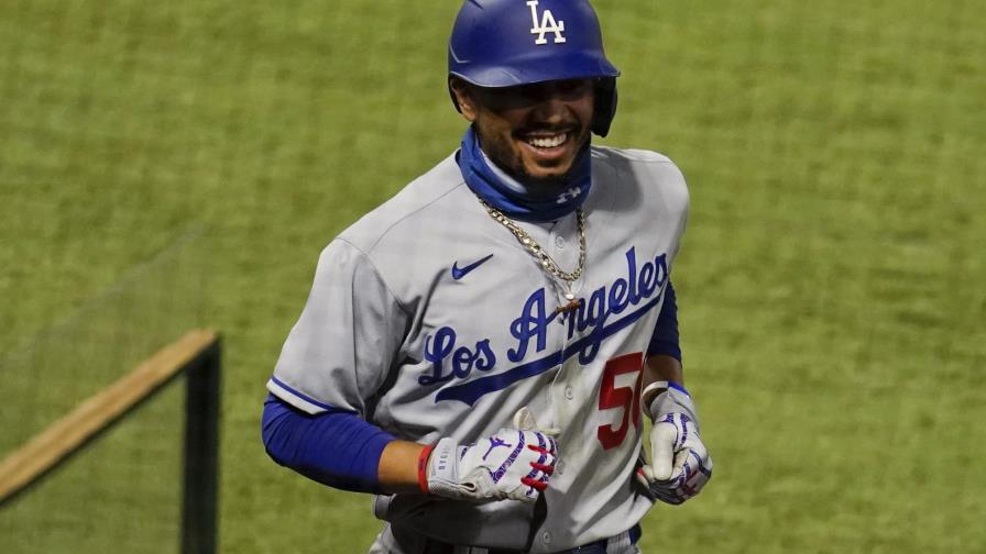 Mookie Betts se gana público LA Mookie Betts se gana público LA